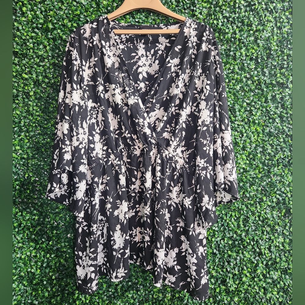 Torrid Women's Blouse Size 5